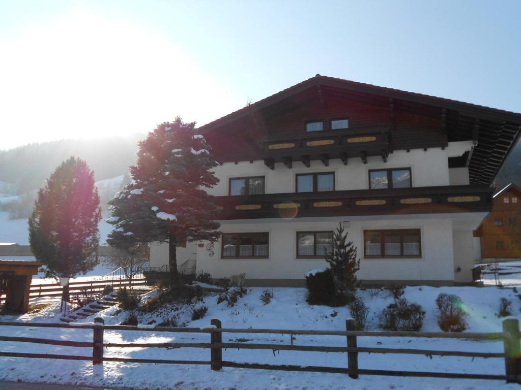 Pension Thorerhof Haus im Ennstal Exterior photo